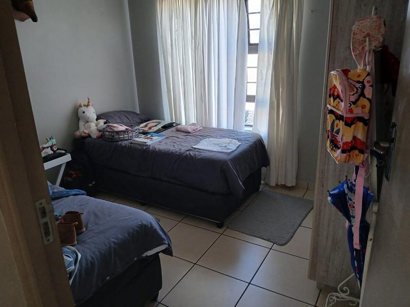 4 Bedroom Property for Sale in Reebok Western Cape